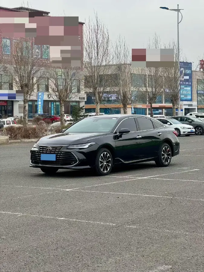 2023 Toyota Avalon 2.0L 177HP L4 CVT