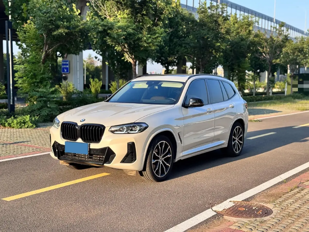 2022 BMW X3 2.0T 252HP L4 8AT