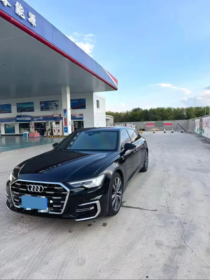 2024 Audi A6L 2.0T 245HP L4 7DCT
