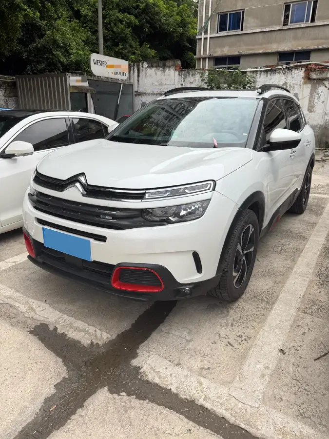 2019 Citroen C5 Aircross 1.6T 167HP L4 6AT