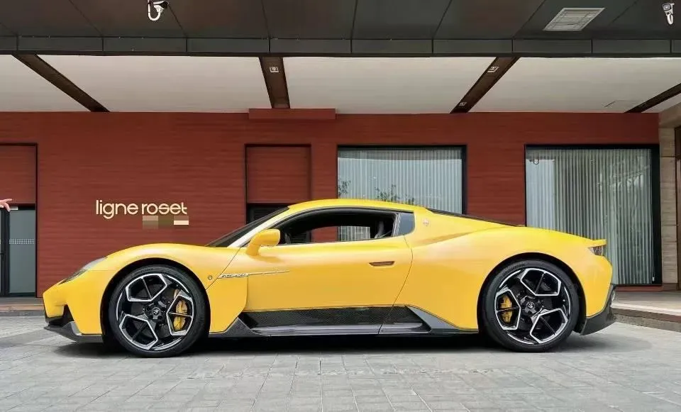 2020 Maserati MC20 3.0T 630HP V6 8DCT,autocango,china used car exporter,china ev exporter,chinese used car exporter,chinese used ev exporter