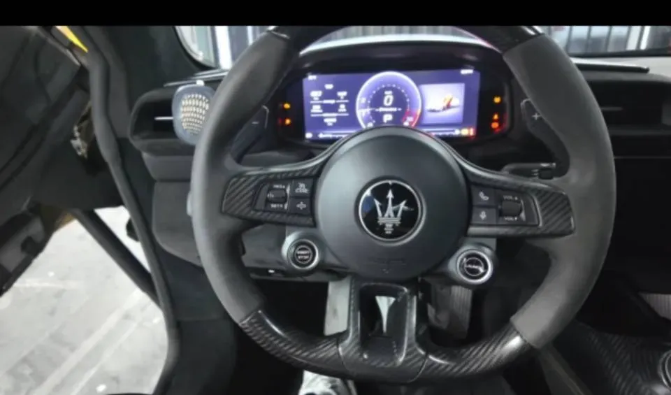 2020 Maserati MC20 3.0T 630HP V6 8DCT,autocango,china used car exporter,china ev exporter,chinese used car exporter,chinese used ev exporter