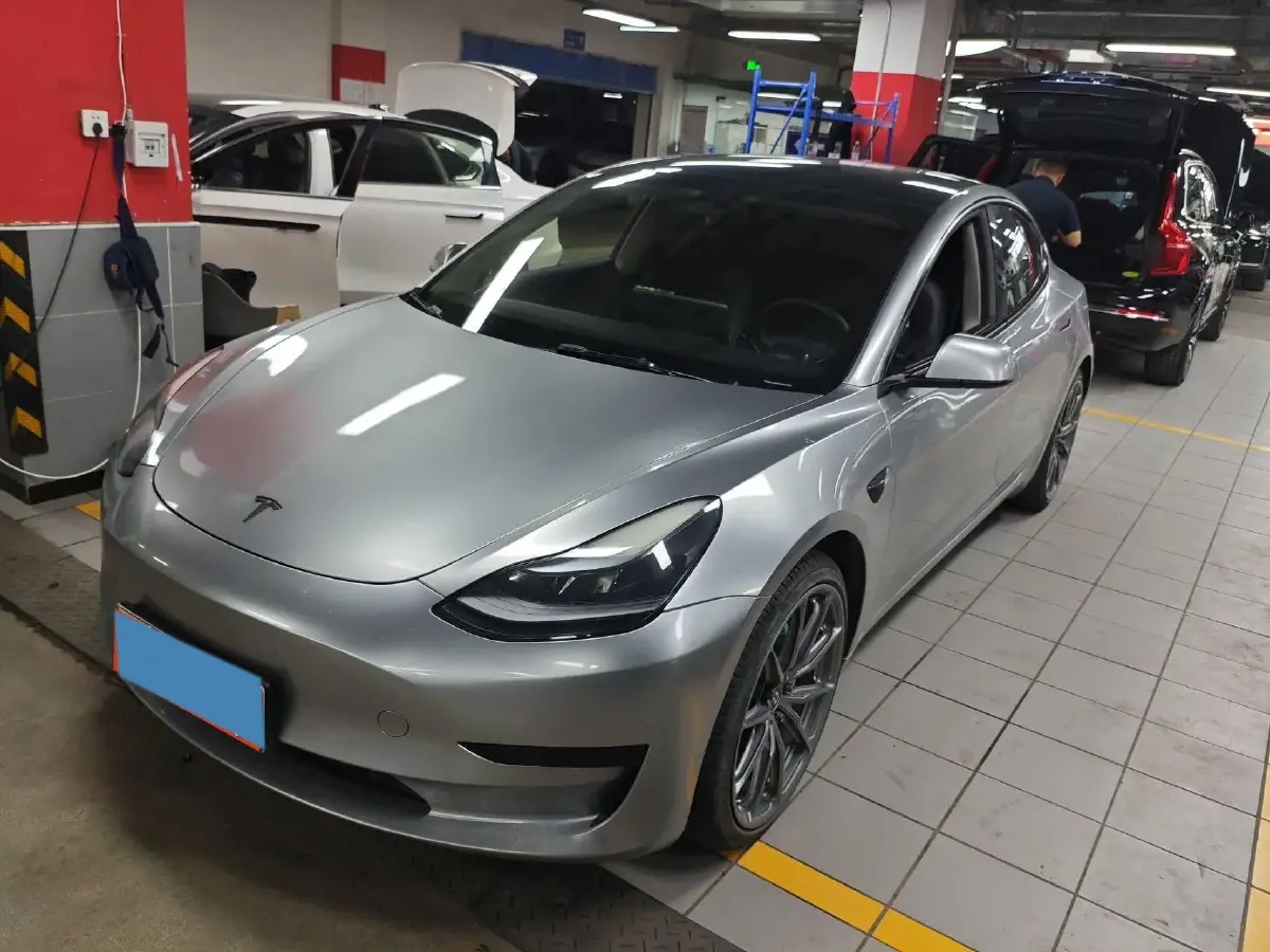 2022 Tesla Model 3 BEV 60KWH