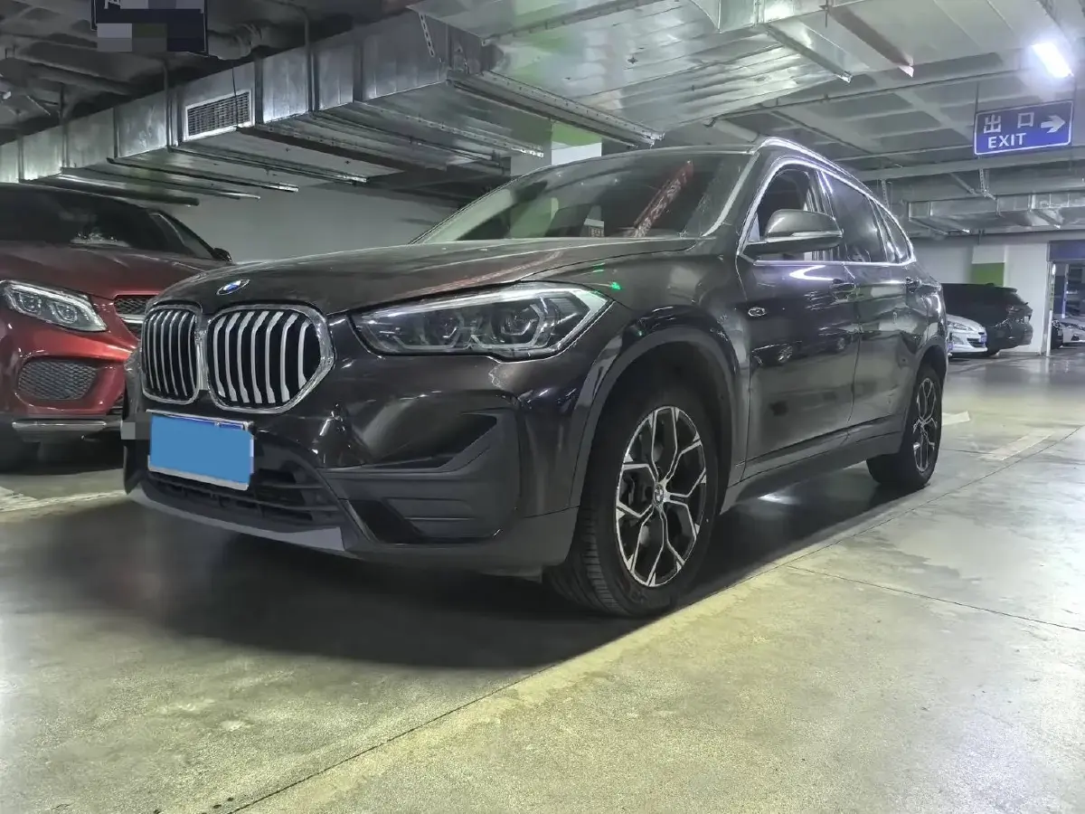 2021 BMW X1 2.0T 192HP L4 7DCT