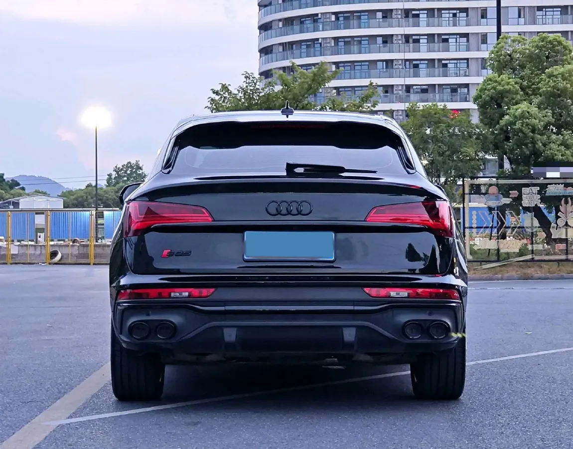 2023 Audi SQ5 3.0T 354HP V6 8AT,autocango,china used car exporter,china ev exporter,chinese used car exporter,chinese used ev exporter