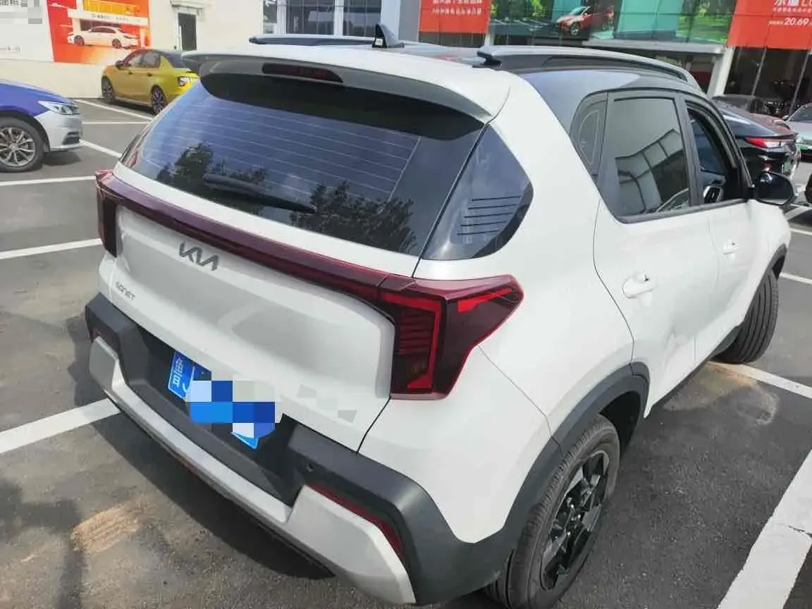 2024 Kia Sonet 1.5L 115HP L4 CVT,autocango,china used car exporter,china ev exporter,chinese used car exporter,chinese used ev exporter