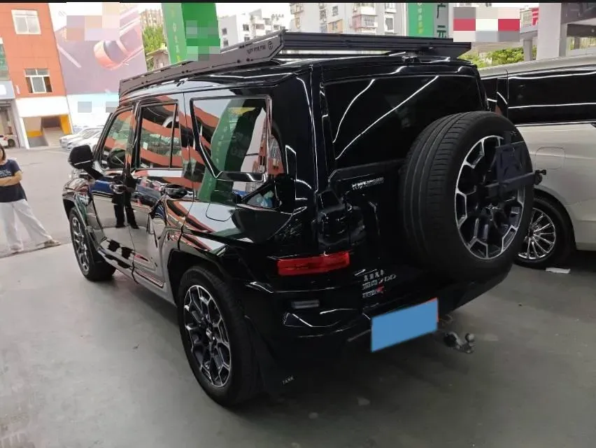2024 Tank 700 3.0T 360HP V6 9AT PHEV 37.1KWH,autocango,china used car exporter,china ev exporter,chinese used car exporter,chinese used ev exporter