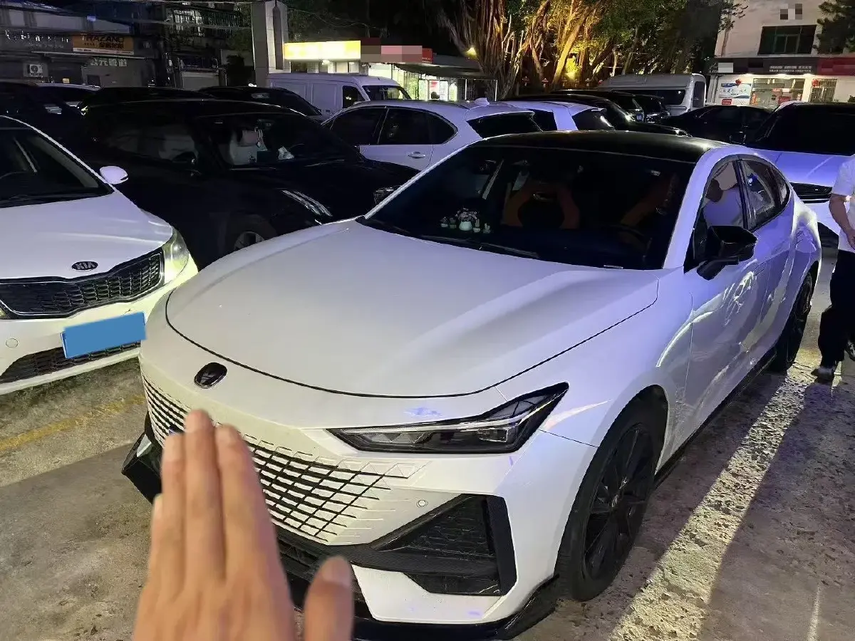 2024 ChangAn UNI-V 1.5T 188HP L4 7DCT