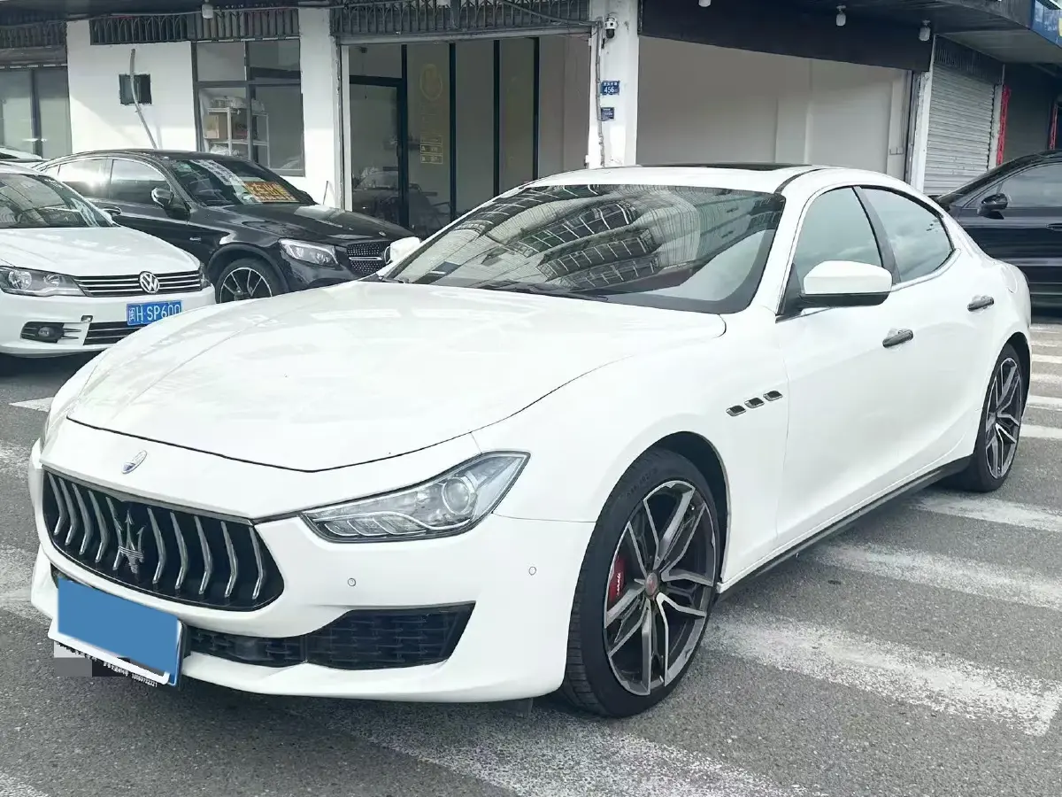 2018 Maserati Ghibli 3.0T 350HP V6 8AT