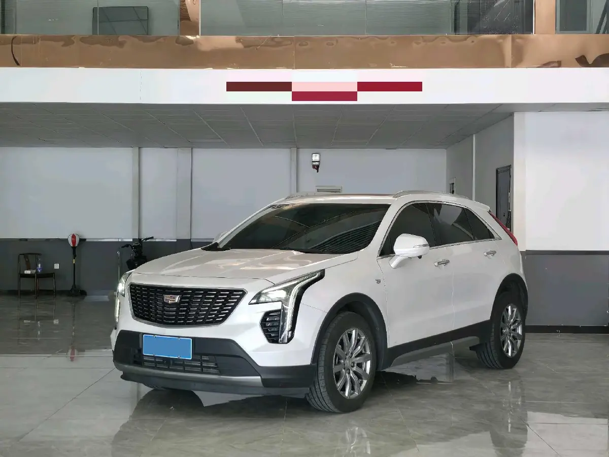 2022 Cadillac XT4 2.0T 237HP L4 9AT