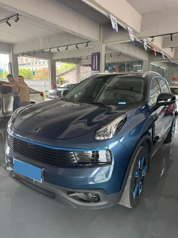 2019 LYNK&CO 01 2.0T 190HP L4 6AT