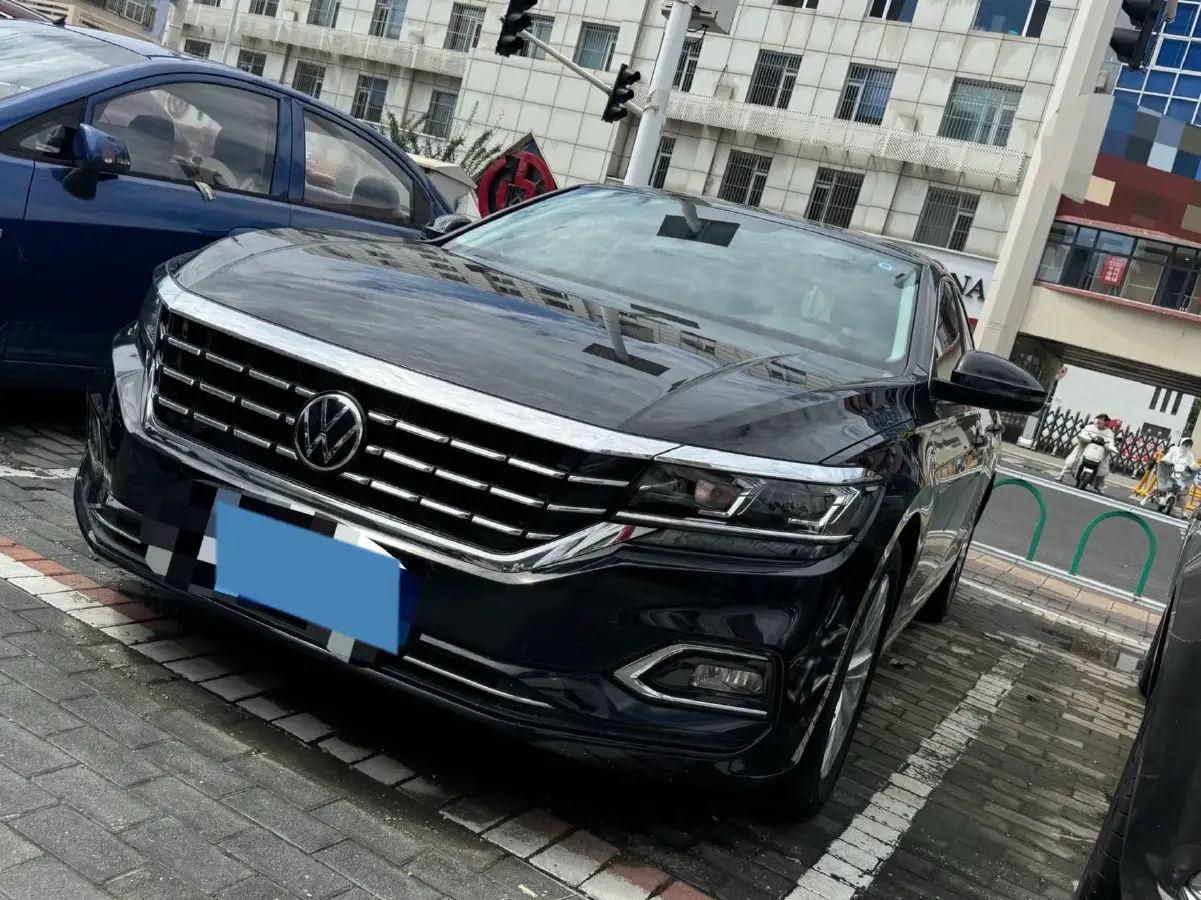 2020 Volkswagen Passat 2.0T 186HP L4 7DCT