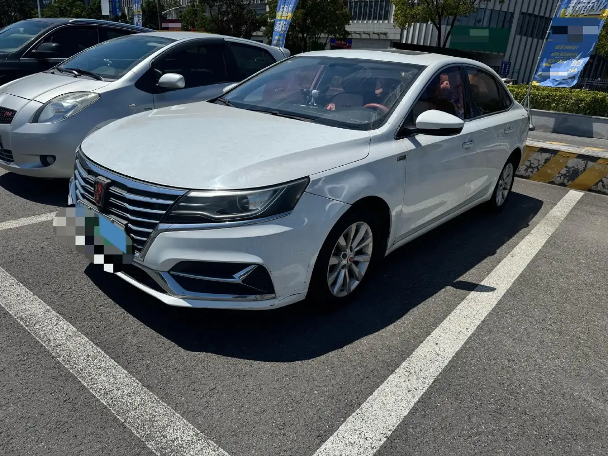 2017 Roewe i6 1.0T 125HP L3 2AT PHEV