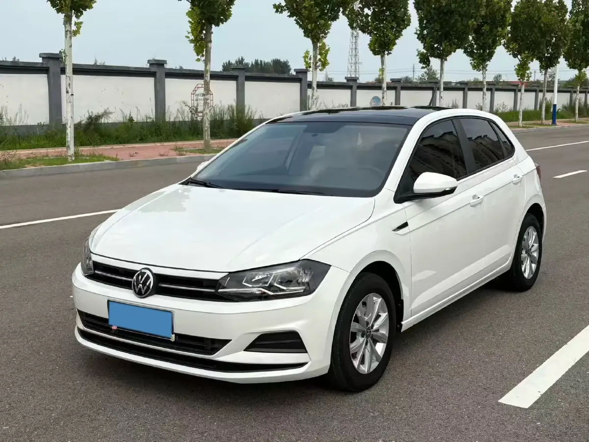 2021 Volkswagen Polo 1.5L 113HP L4 6AT