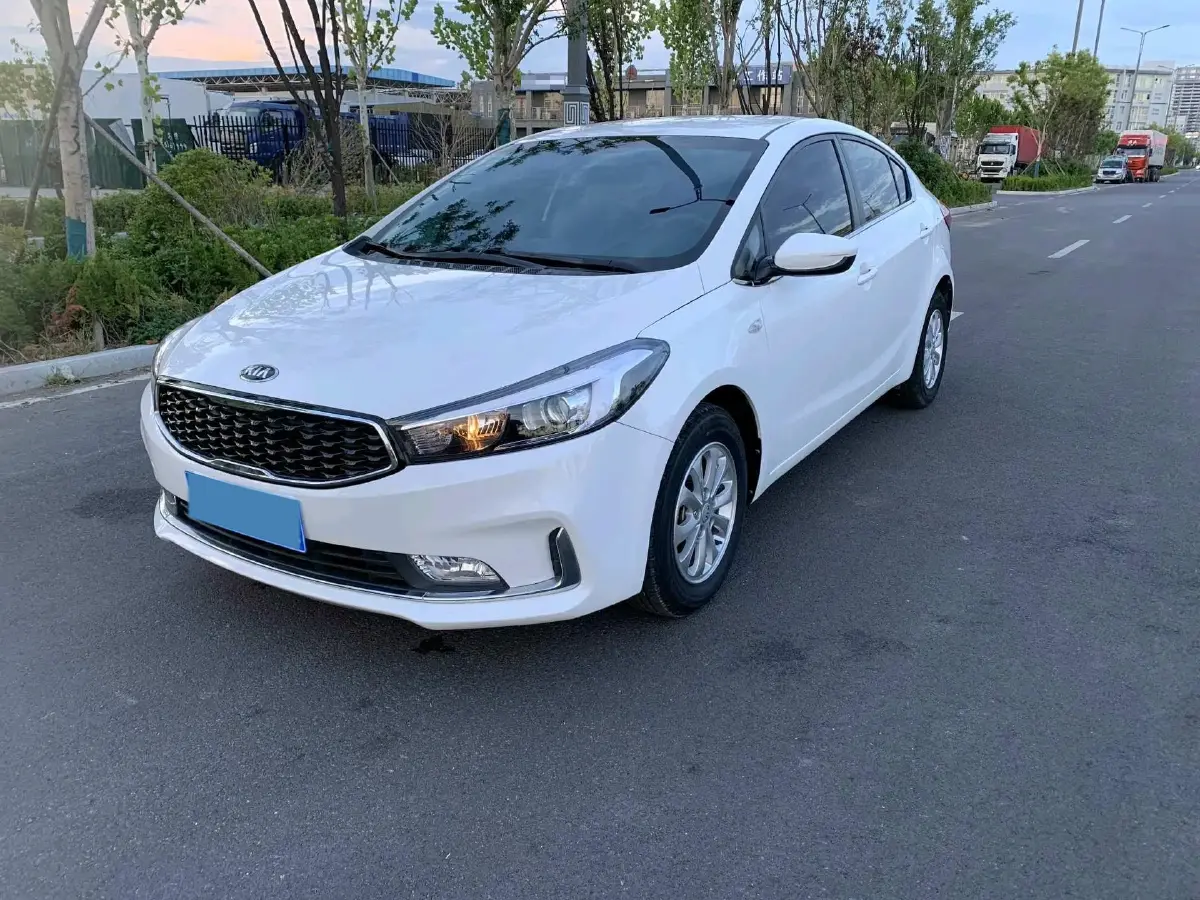 2016 Kia K3 1.6L 128HP L4 6MT