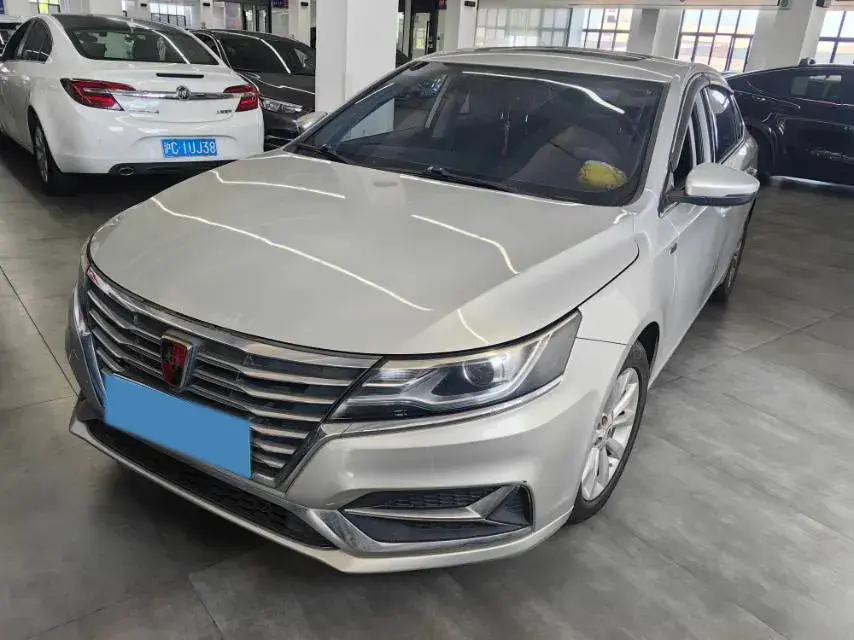 2017 Roewe i6 1.0T 125HP L3 2AT PHEV