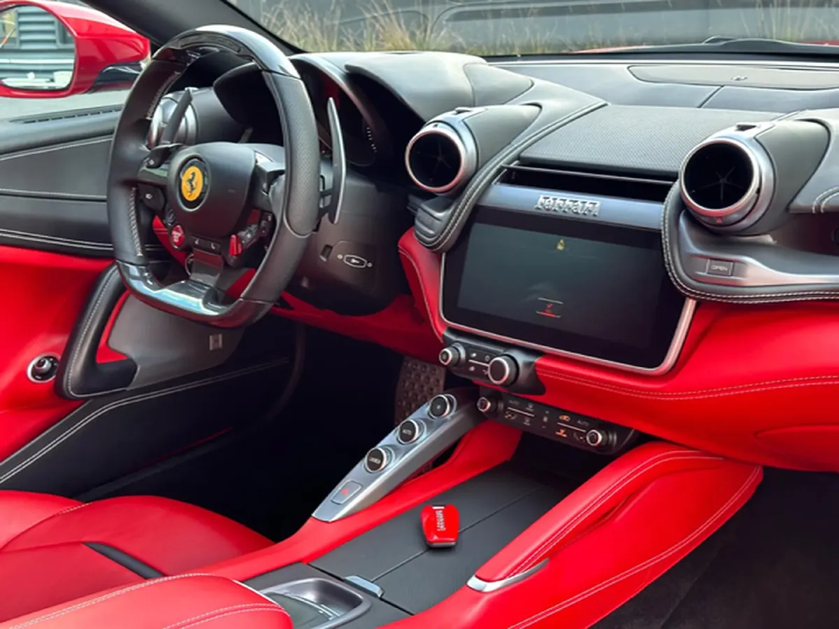 2017 Ferrari GTC4 Lusso 3.9T 609HP V8 7DCT,autocango,china used car exporter,china ev exporter,chinese used car exporter,chinese used ev exporter