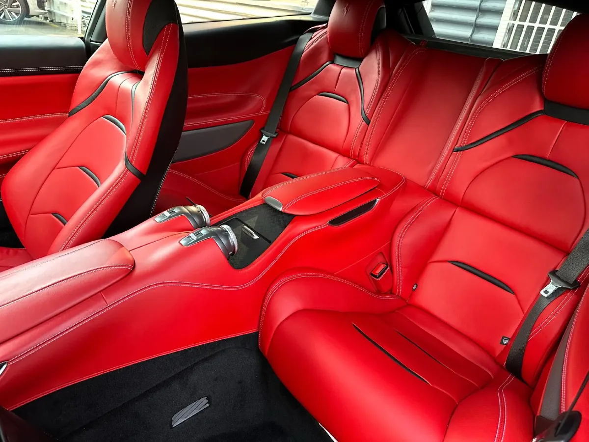 2017 Ferrari GTC4 Lusso 3.9T 609HP V8 7DCT,autocango,china used car exporter,china ev exporter,chinese used car exporter,chinese used ev exporter