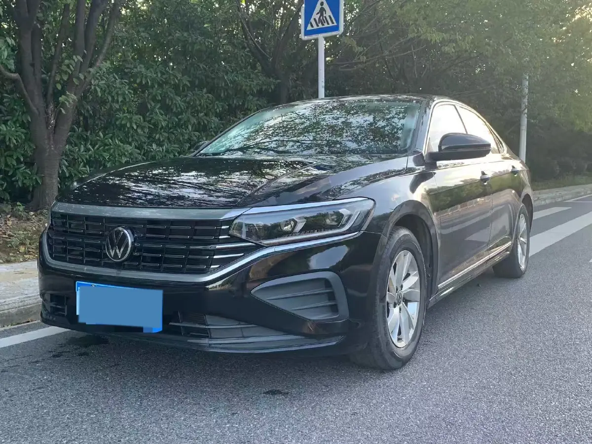 2022 Volkswagen Passat 1.4T 150HP L4 7DCT