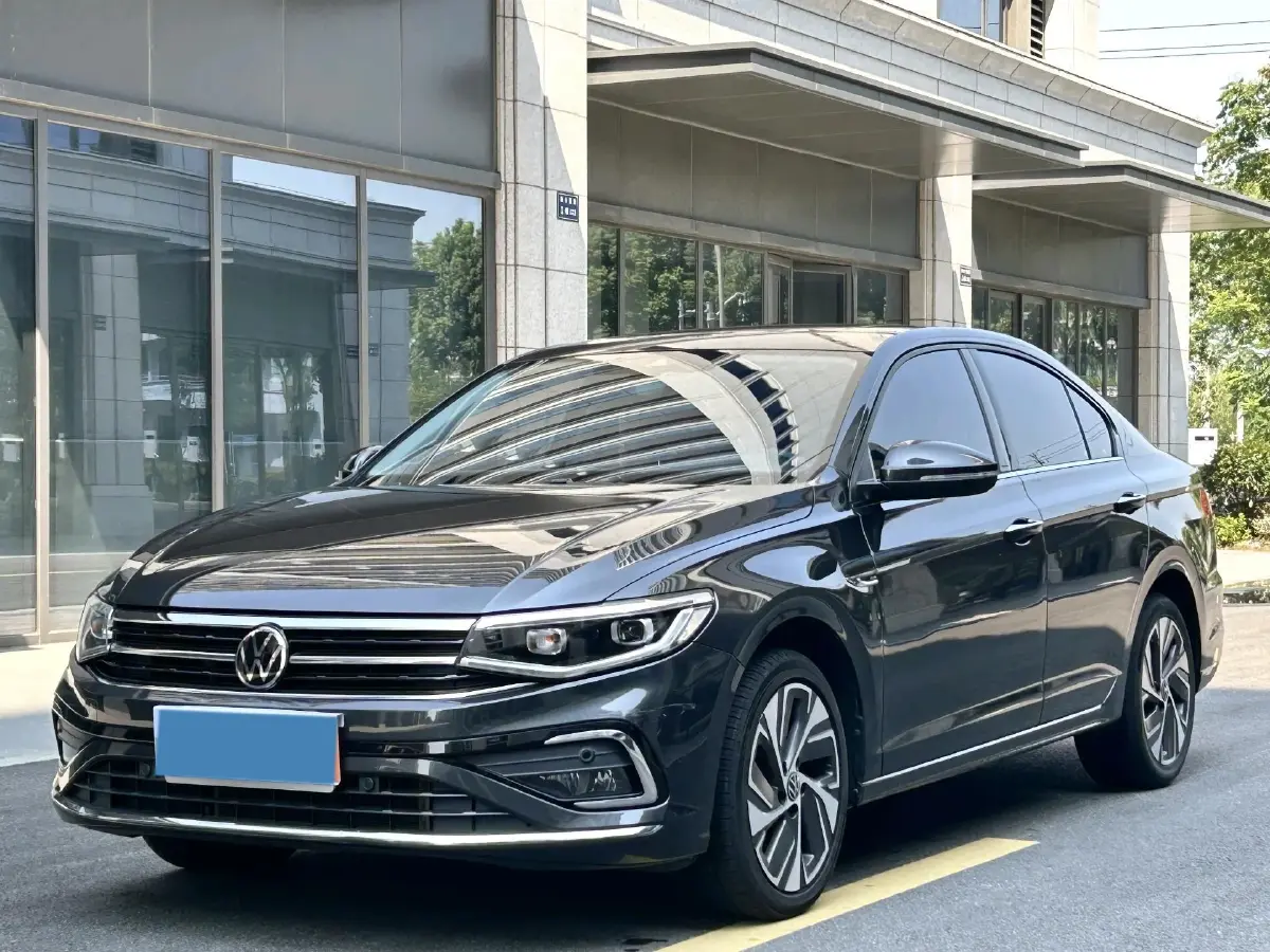 2023 Volkswagen Bora 1.4T 150HP L4 7DCT