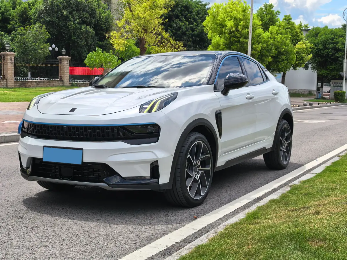 2020 LYNK&CO 05 2.0T 254HP L4 8AT