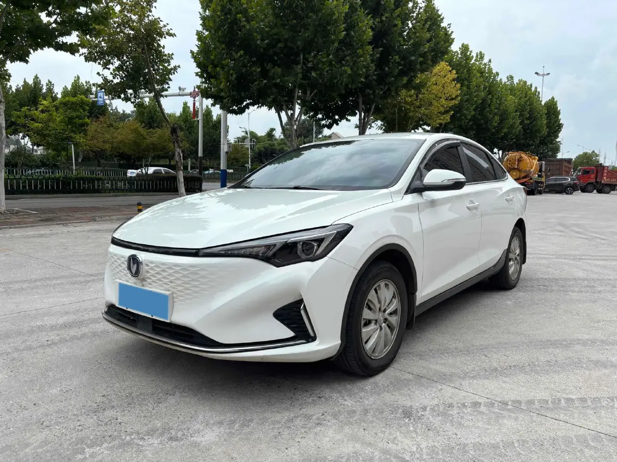 2022 ChangAn Eado BEV 47.78KWH