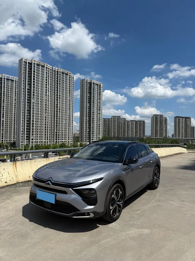 2022 Citroen C5 X 1.6T 175HP L4 8AT