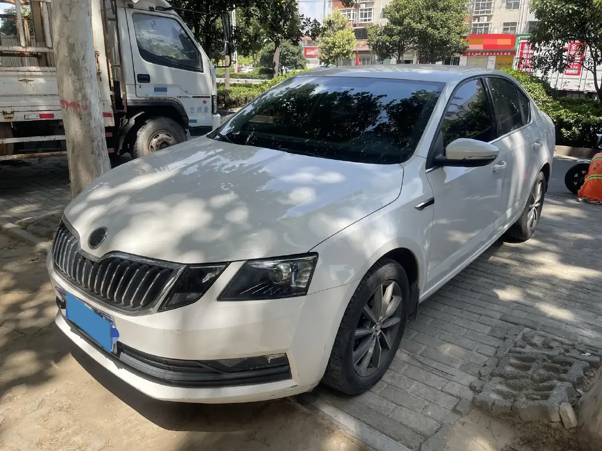 2019 Skoda Octavia 1.5L 116HP L4 6AT