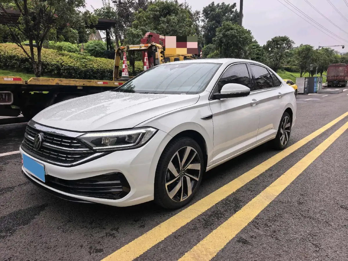 2024 Volkswagen Sagitar 1.5T 160HP L4 7DCT