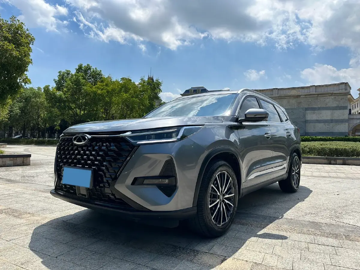 2025 Chery Tiggo 8 PRO 1.6T 197HP L4 7DCT