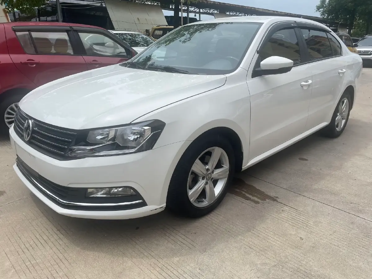 2017 Volkswagen Lavida 1.6L 110HP L4 6AT