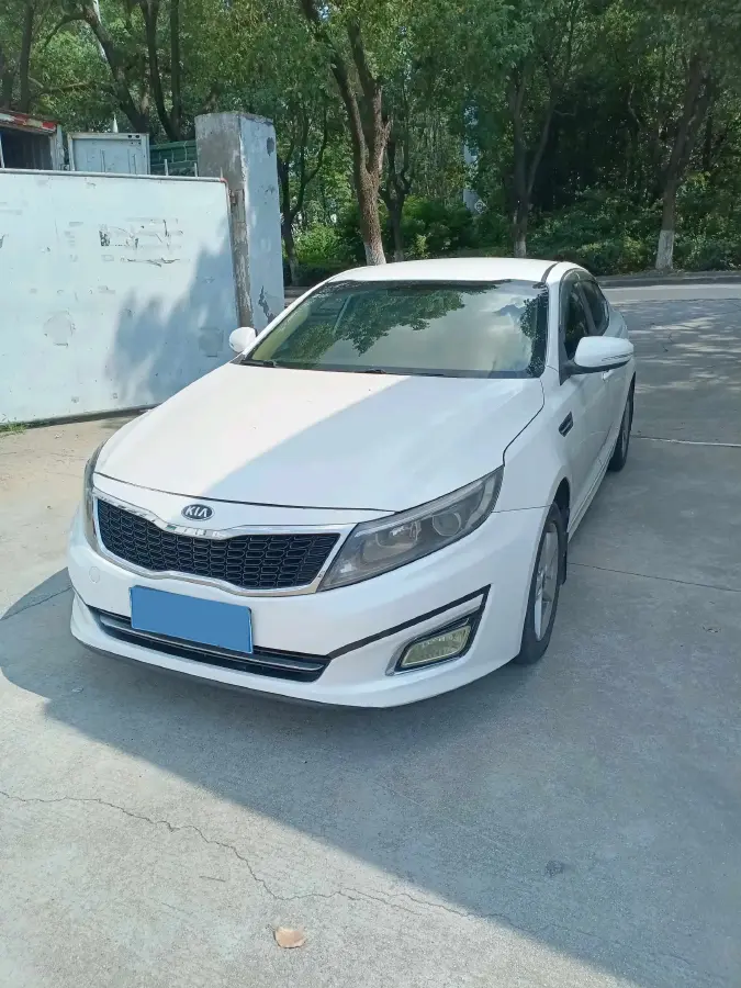 2015 Kia K5 2.0L 162HP L4 6AT