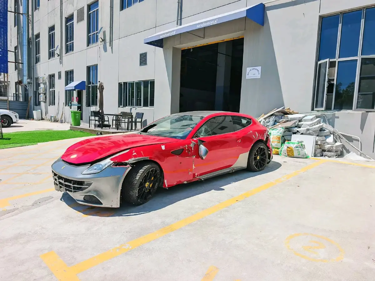 2012 Ferrari FF 6.3L 660HP V12 7DCT