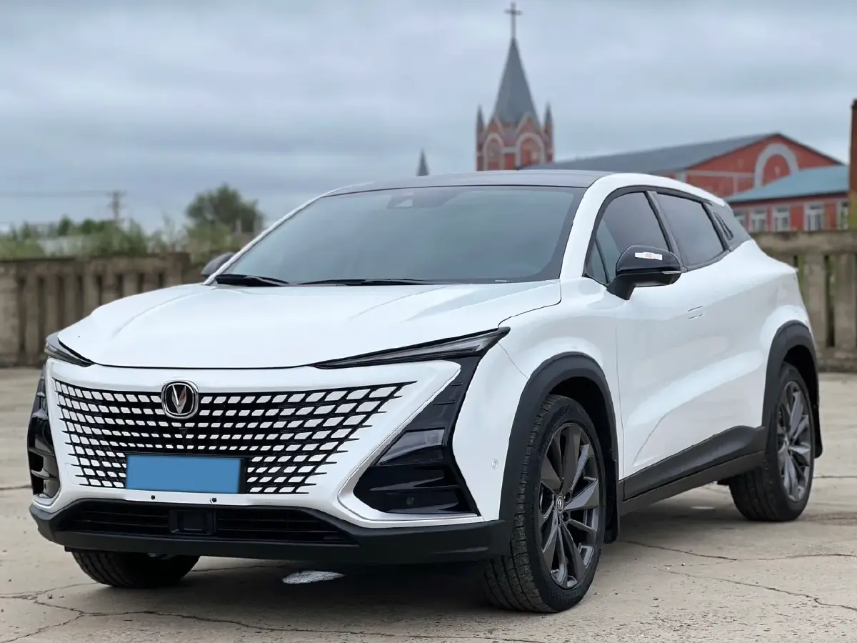 2020 ChangAn UNI-T 1.5T 180HP L4 7DCT