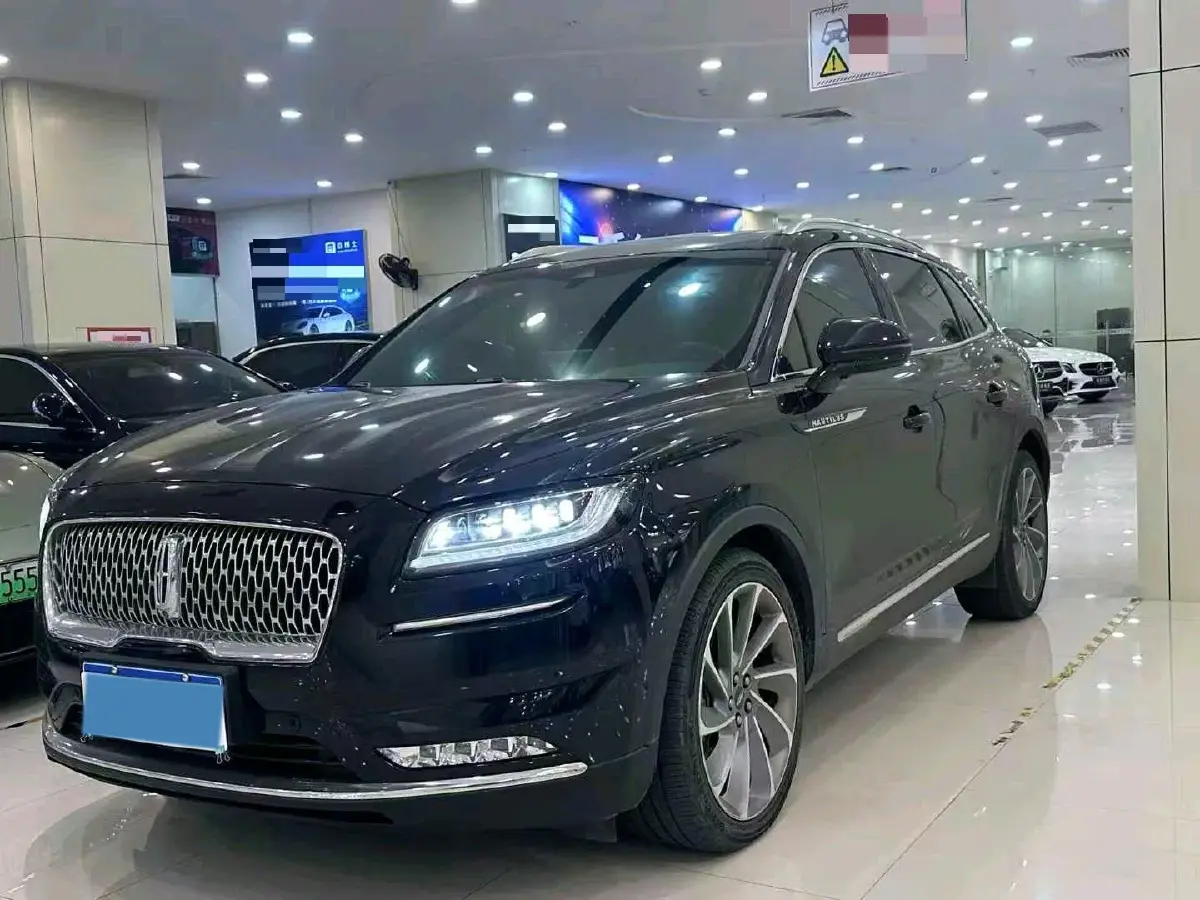 2021 Lincoln Nautilus 2.7T 322HP V6 8AT