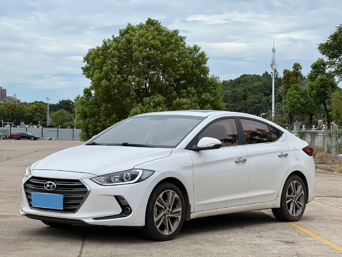 2016 Hyundai Elantra 1.6L 130HP L4 6AT