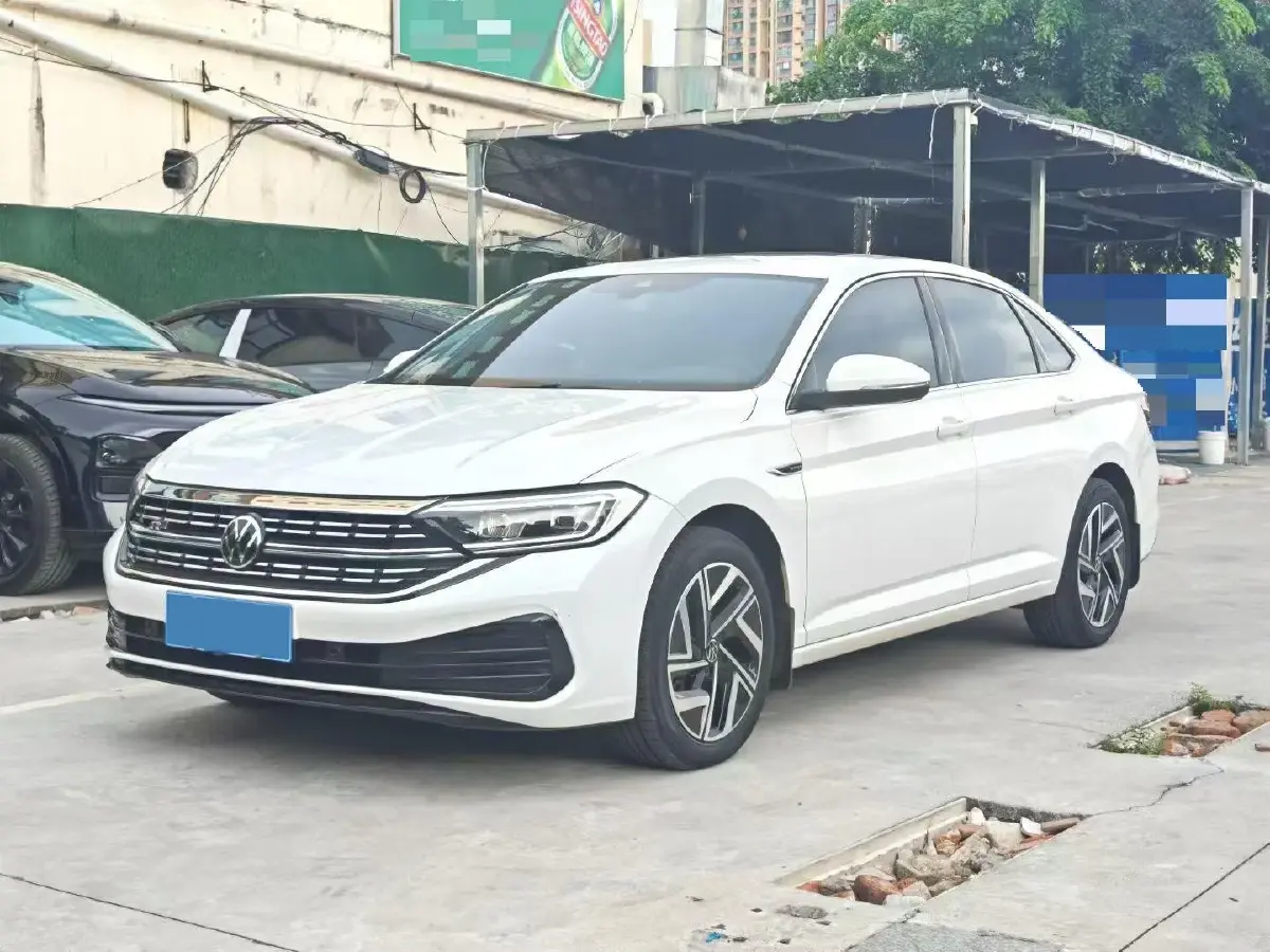 2021 Volkswagen Sagitar 1.4T 150HP L4 7DCT