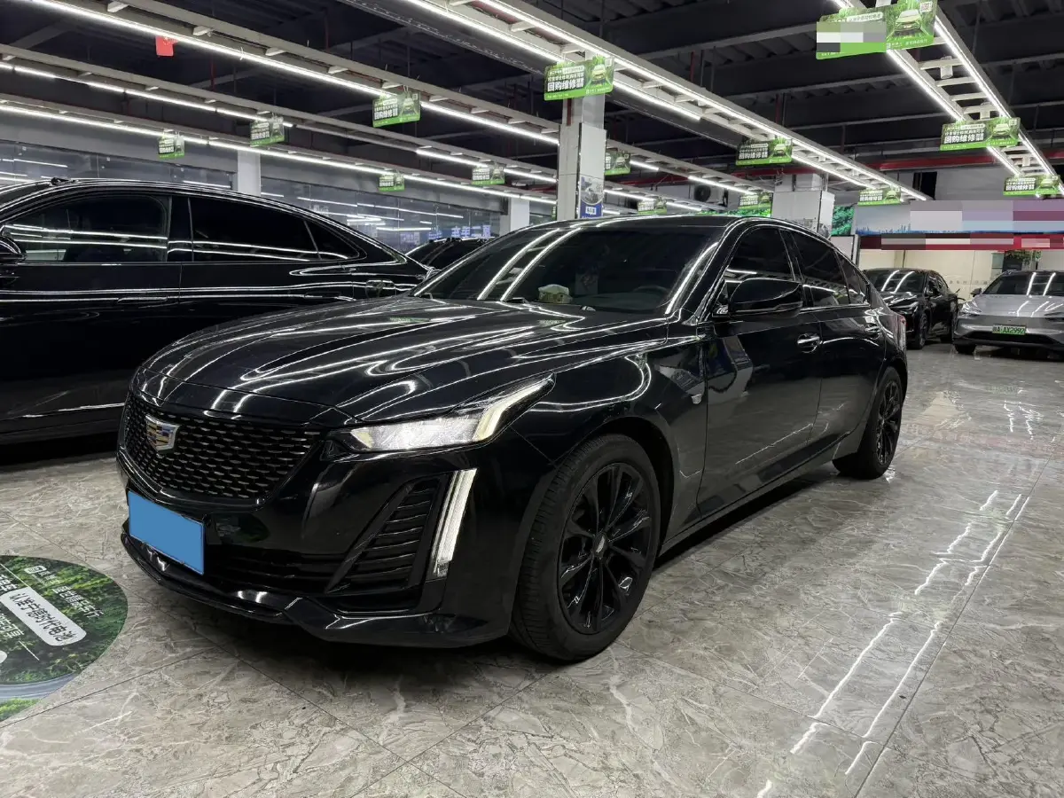 2022 Cadillac CT5 2.0T 237HP L4 10AT