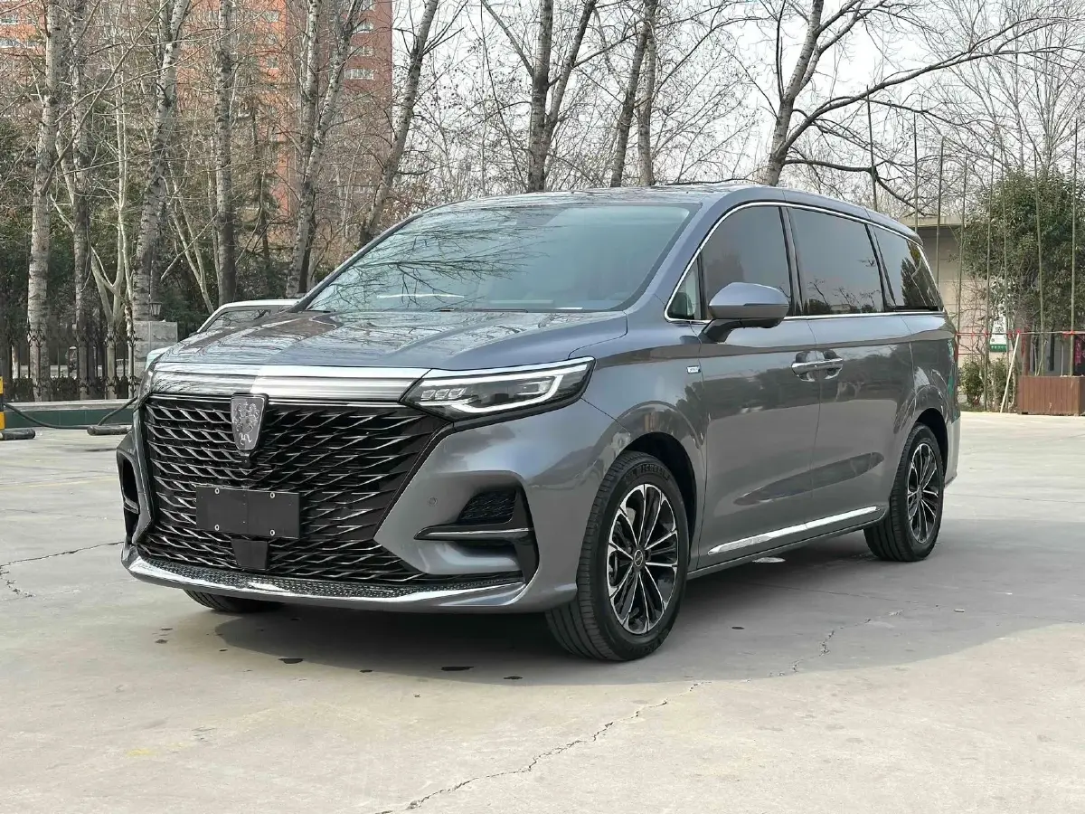 2022 Roewe iMAX8 2.0T 234HP L4 8AT