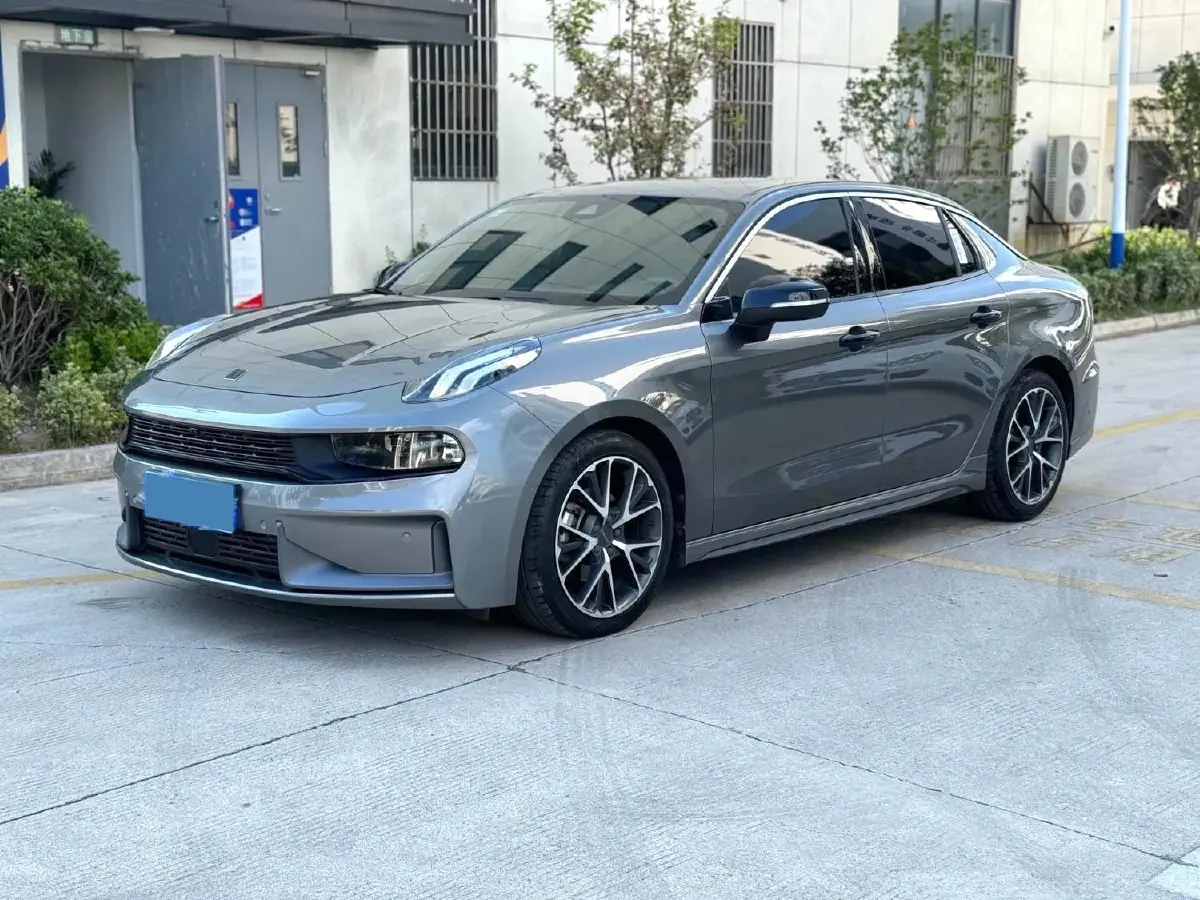 2022 LYNK&CO 03 2.0T 190HP L4 7DCT