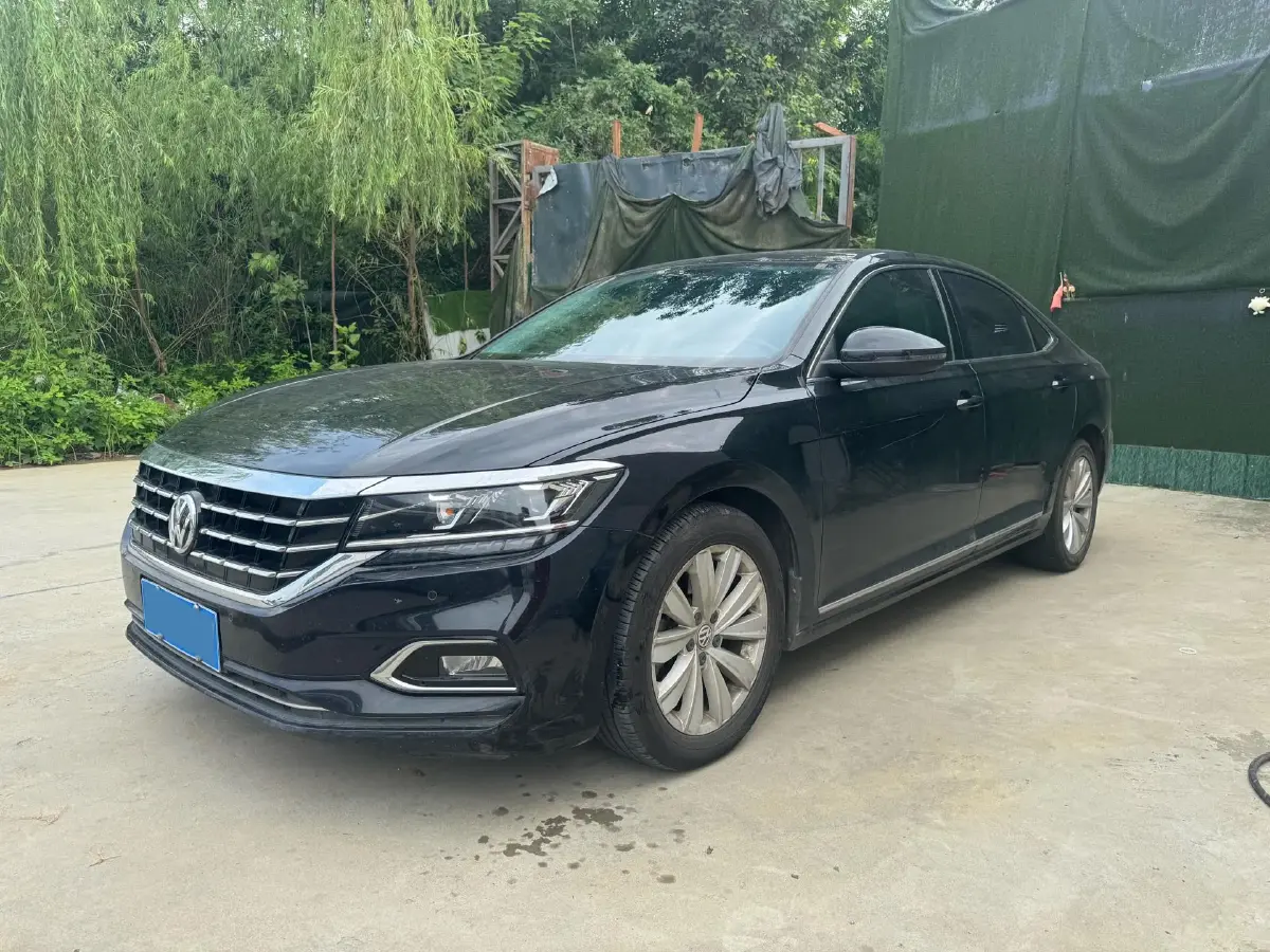 2019 Volkswagen Passat 2.0T 186HP L4 7DCT