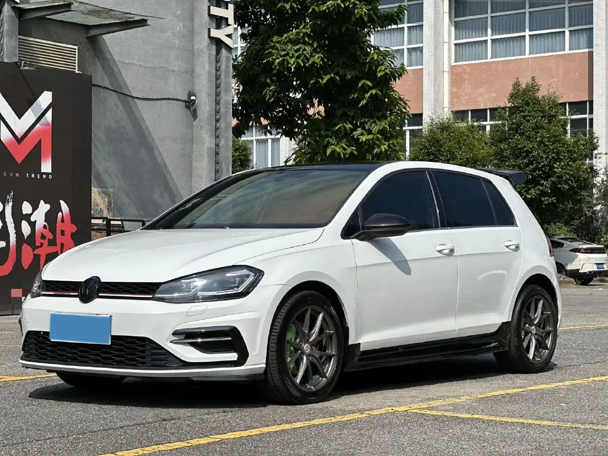 2018 Volkswagen Golf 1.4T 150HP L4 7DCT