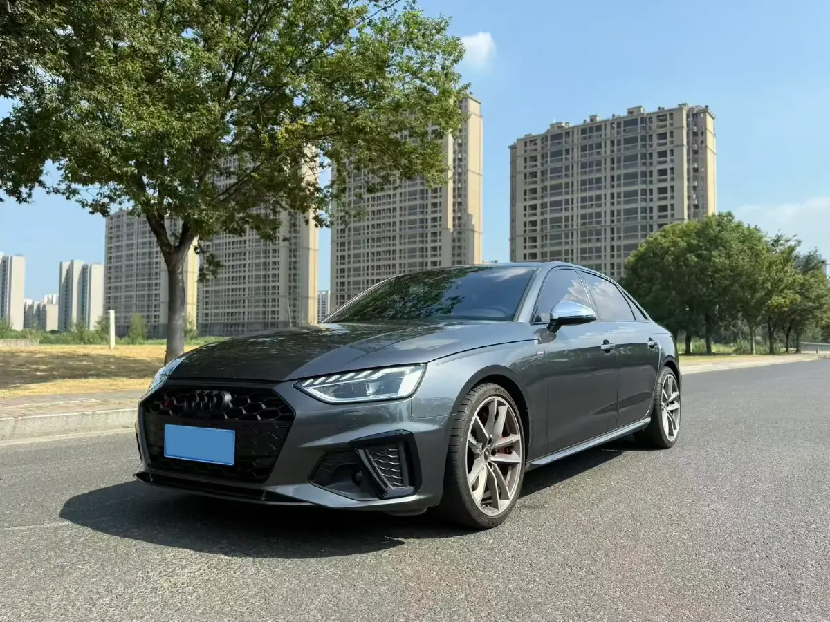 2020 Audi A4L 2.0T 252HP L4 7DCT