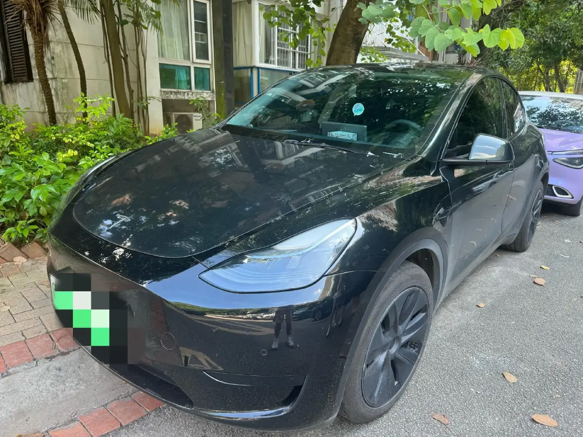 2023 Tesla Model Y BEV 60KWH