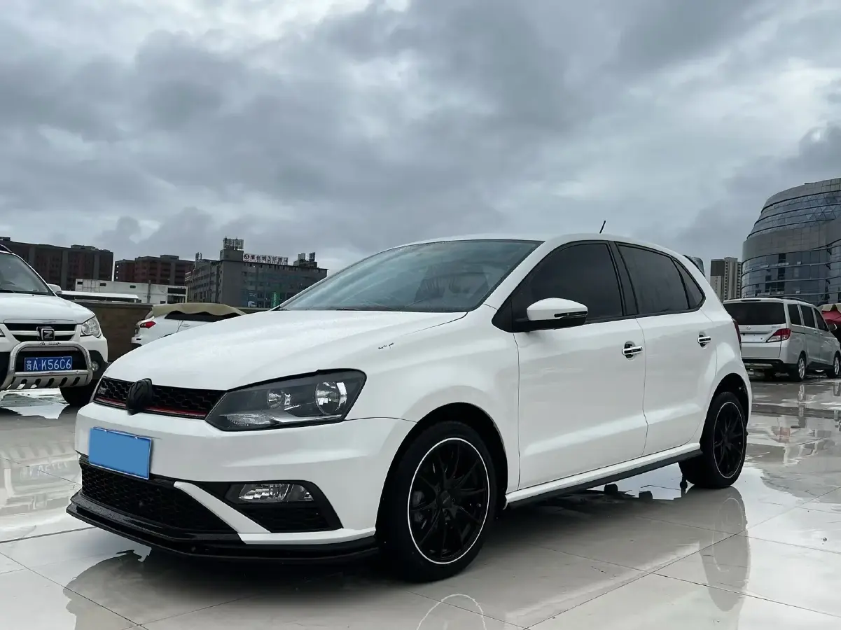 2018 Volkswagen Polo 1.5L 110HP L4 6AT