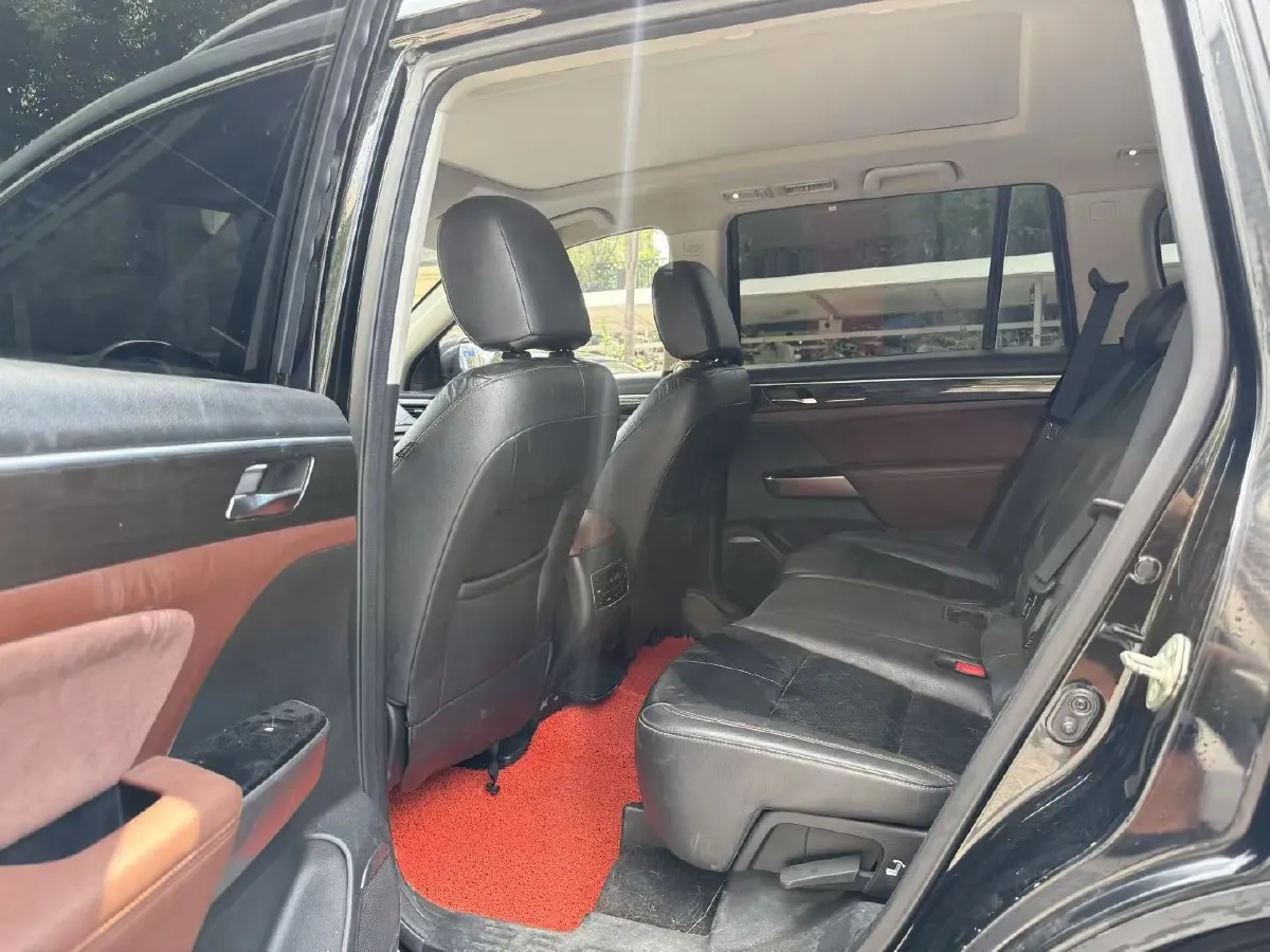 2017 GAC Trumpchi GS8 2.0T 201HP L4 6AT,autocango,china used car exporter,china ev exporter,chinese used car exporter,chinese used ev exporter