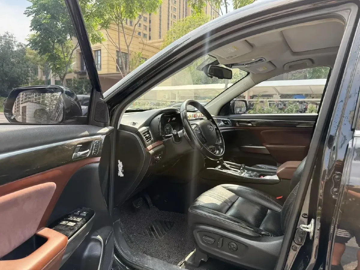 2017 GAC Trumpchi GS8 2.0T 201HP L4 6AT,autocango,china used car exporter,china ev exporter,chinese used car exporter,chinese used ev exporter