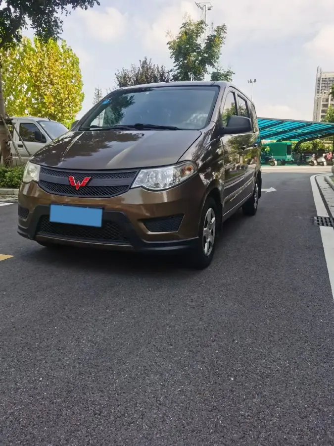 2015 WuLing HongGuang 1.5L 112HP L4 5MT