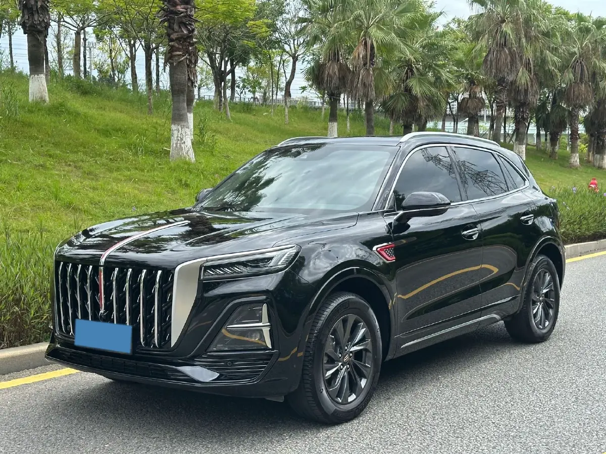 2023 HongQi HS5 2.0T 252HP L4 8AT