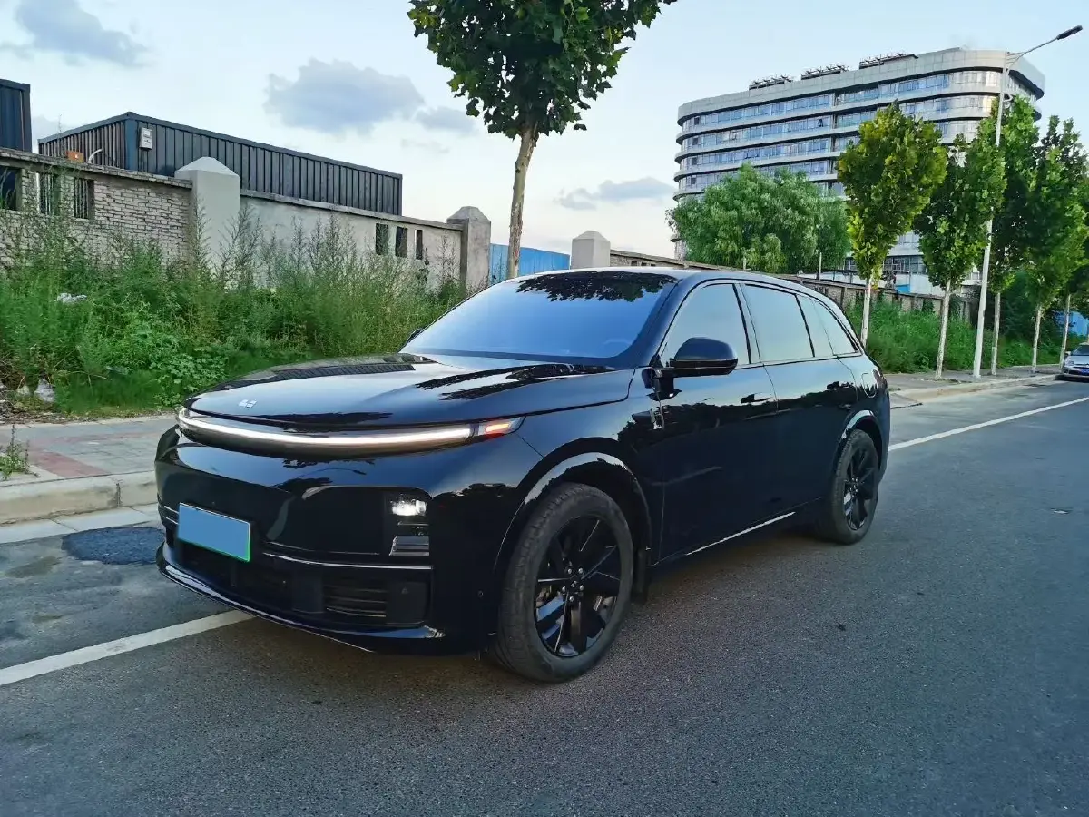 2023 Li L7 Range Extended 154HP REEV 40.9KWH